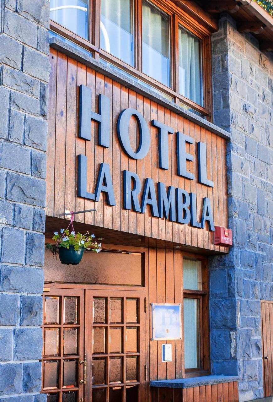 Hotel La Rambla Biescas  Exterior photo